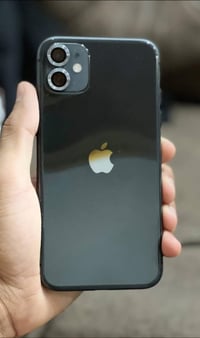 ايفون ١١ • ١٢٨ • بطارية ٧١