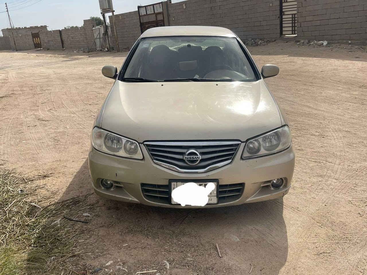 صني ياباني ٢٠١٢ مصبوغة صبغ عام باسمي رقم ذي قار موجودة بالبصرة السعر ٨٠ السيارة باسمي ***********
