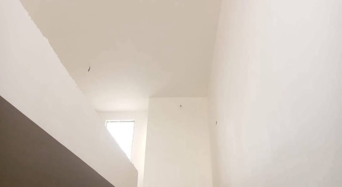 السلام عليكم كادر لبخ علمتر اسود وابيض شغل درجى اولى مساطر استلام مهندس بلناصريه حاليا ***********
