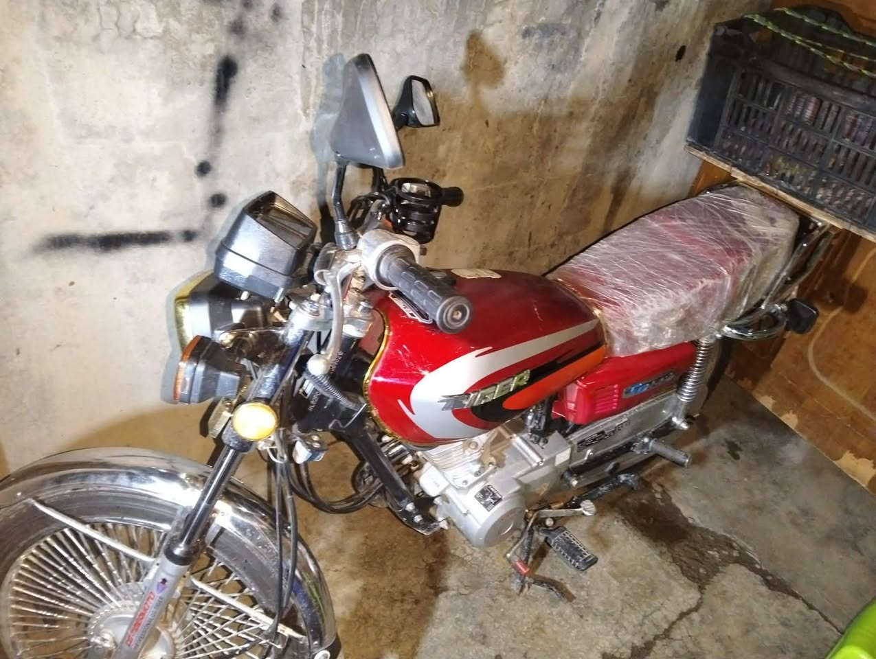 ماطور للبيع اي عيب مابي موديل 2023 رقم الهاتف ***********
