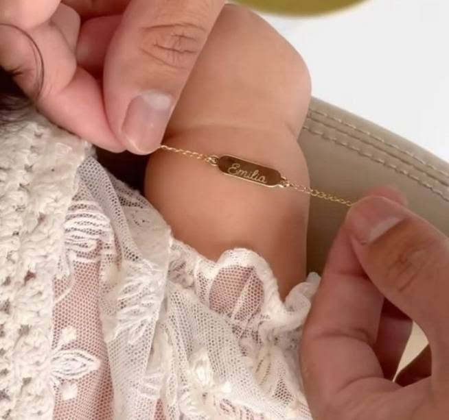 صياغه سوار طفل حسب الاسم ذهب عيار 21 باسعار تنافسيه سعر داخل المنشور


**إذا كنت صاحب هذا الإعلان وتريد حذفه لأي سبب، رجاءا أرسل رسالة إلى الدعم الفني**