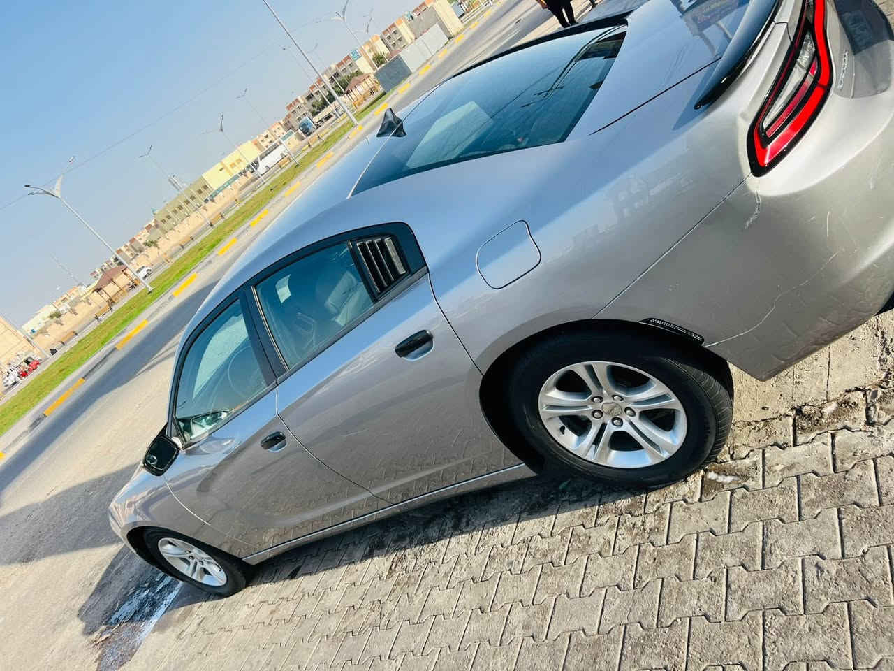 جارجر 16 اصل سياره نضيفه كلش سياره بيهه جملغ وبنيد بمريكا بل العراق نضربت باب نفس صفحه باقي كفاله سياره كلش نضيفه كامله الخير ***********
