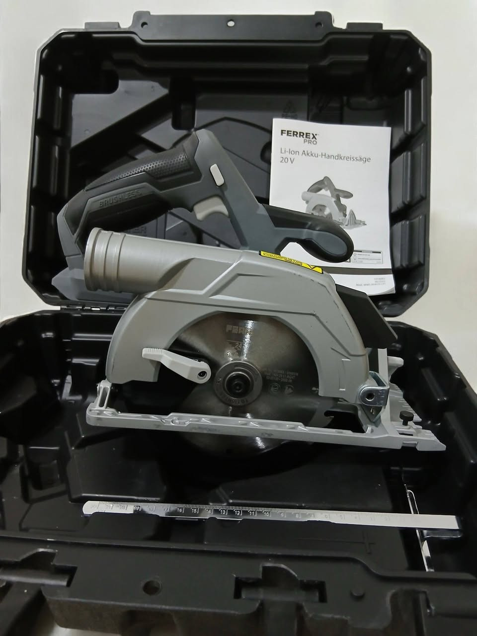 منشار قرصي فيريكس برو برشلز اصلي يشتغل على بطاريه 20 فولت و40 فولت تريد كامل فارغ موجود واتساب ***********
