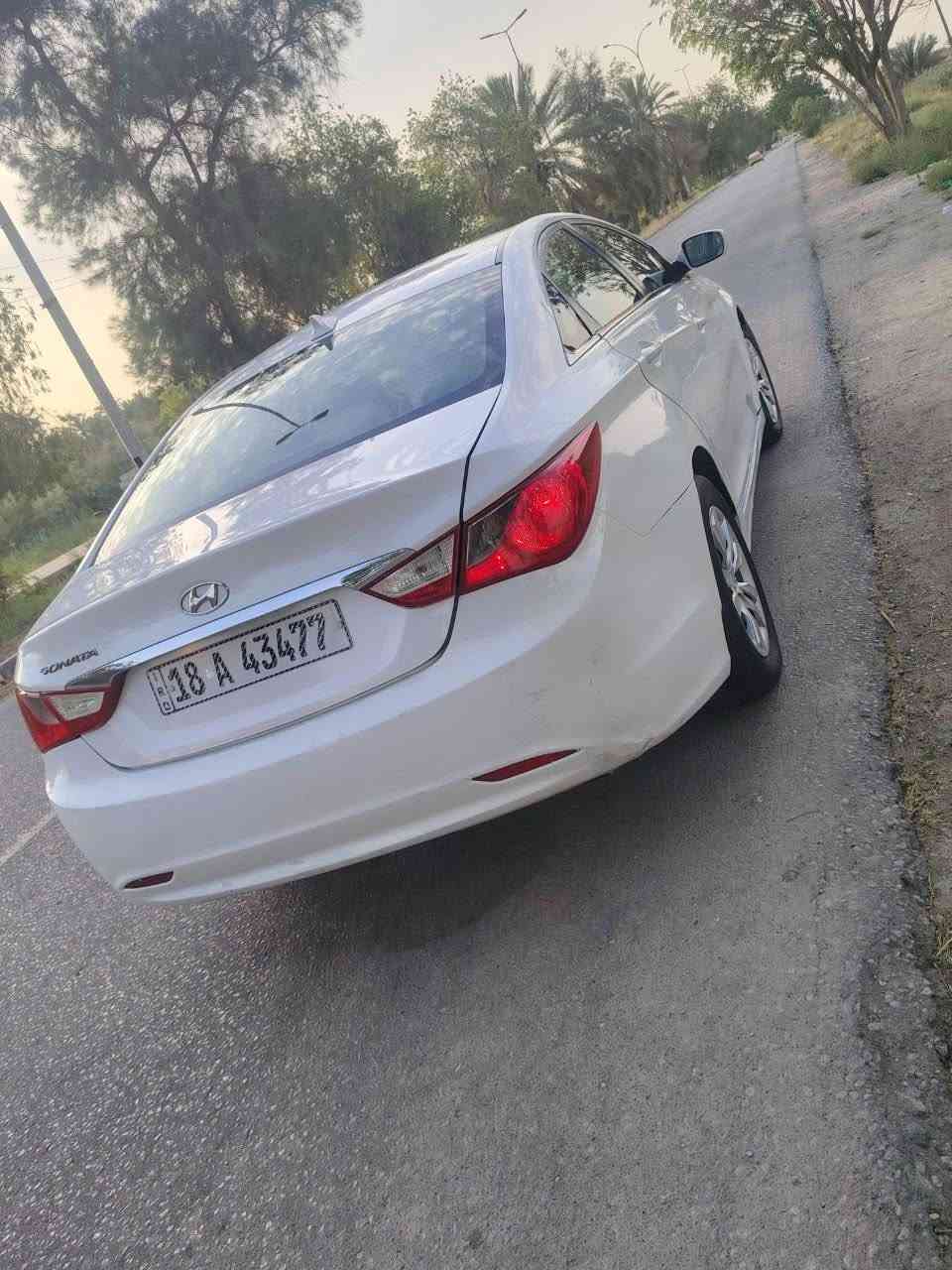 السلام اخون سوناتا 2012 وارد امريكي 
سياره بيه اربع قطع  بدون دواخل أبيع حزام محرك 2400 gdi 
تبريد ثلج سياه جاهزه من  حداديه كير ومكينه لاستفسار اتصل ***********
