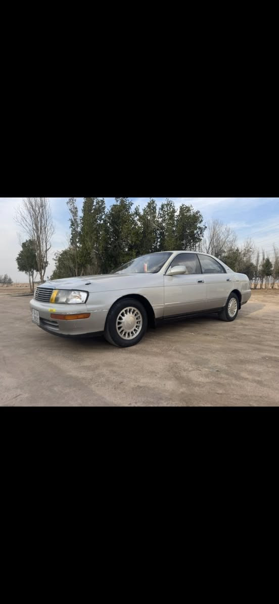 السلام عليكم بطه رقم دولي بسمي سنويه مجدده السياره حلوه وجاهزه مكينه كير حداديه طخم تاير كهربائيات السياره توها صاعده هزه 
مكفوله كص ونقل جثه ومن العيب الشرعي ومن الظربه  السياره دواخلها حلوه تبريد شغال لاتصال***********
الواتساب ***********
مكاني البصره خور الزبير
