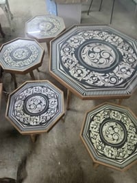 ميز طعام • طبلات • بيع وشراء خاص