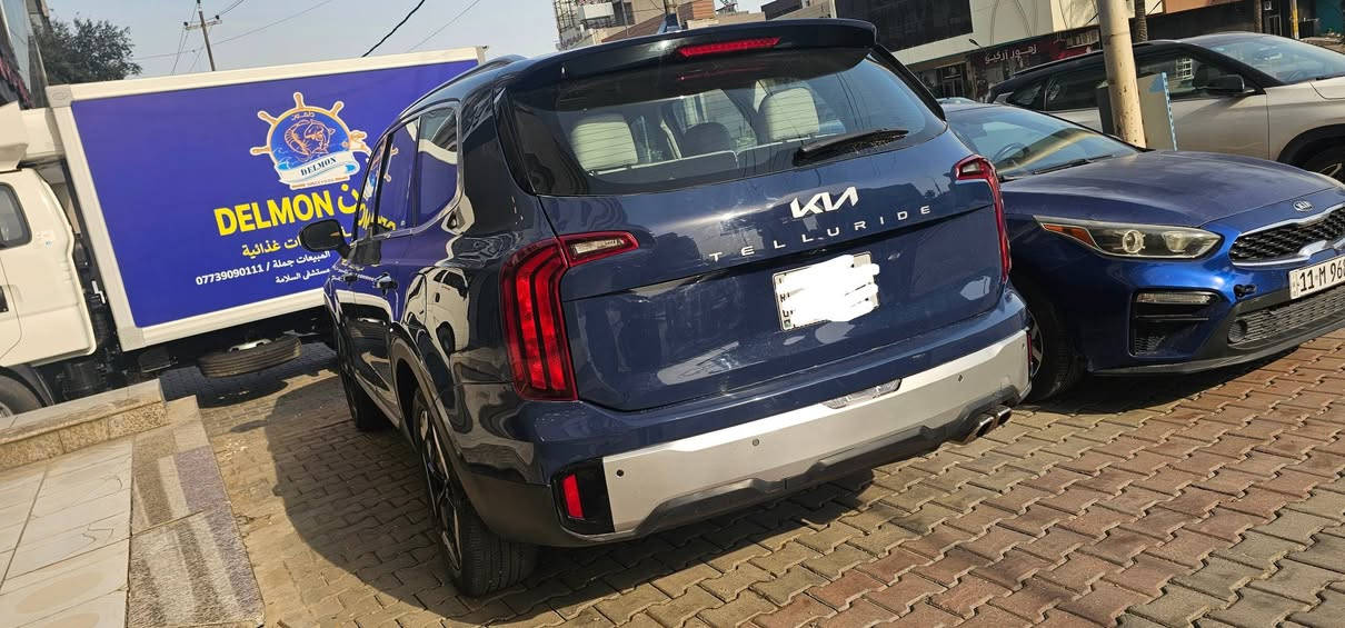 للبيع كيل تولورايد Kia Telluride فئة S موديل 2024 حيل نظيفة السياره وجاهزة وبيها عازل حراري على جميع زجاج السيارة
للبيع كيا تولورايد Kia Telluride فئة S موديل 2024 حيل نظيفة السياره وجاهزة وبيها عازل حراري على جميع زجاج السيارة 
وارد أمريكي  
لون ازرق
 محرك 6 سلندر 3.8 
🔹 أوتوماتيك 8 سرعات
🔹 دفع أمامي 
🔹 7 ركاب جلد ابيض كراسي منفصلة
🔹 ماشية 26 ألف فقط قابله للزيادة

 ✔️ شاشة كبيرة 12.3 إنچ
✔️ Apple CarPlay & Android Auto
✔️ كاميرات + حساسات
✔️ مثبت سرعة ذكي
✔️ رادار + نظام المحافظة على المسار
✔️ تحذير اصطدام + نقطة عمياء
✔️ تشغيل بصمة + دخول ذكي
✔️ مكيف ثلاثي
✔️ حجم الاطار 20 إنچ
🎨 اللون: أزرق / داخل جلد أبيض 
⚠️ حادث خلفي خفيف (قبق الجنطة ونفسه مصلح حتى الدعامية نفسها مصلحه  كل قطعها بلادية ) 
بدون شواصي ايرباكات كلها سليمة  بلادية
📄 رقم بغداد باسمي 

💰 السعر: 29,500 $ بيها مجال شوي

📉 
📞 للتواصل: *********** 
مكان السيارة المنصور
