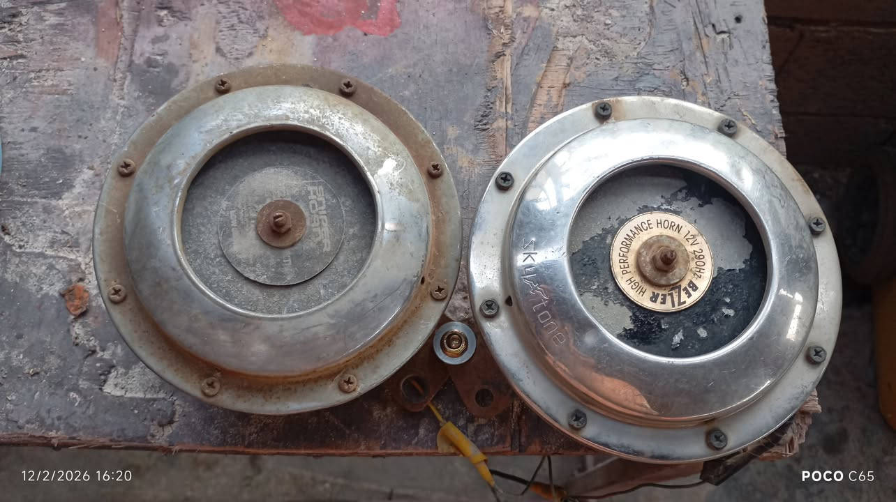 هورنات بوش اصلية ٨ براغي هاي دكتهن ويرادلهن تقسيم ب ١٥٠ وبيهن مجال مكاني بصرة ***********
