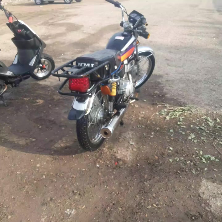 ناما22 محرك مفتوح مكاني نعمانيه  سعرها700 وبيه مجال قليل والموشاري خل يعبر لمشنور ***********
