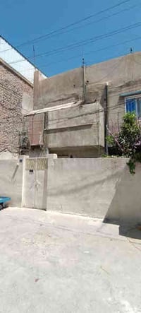 بيت للبيع مساحه 108 واجهه 9 نزال 12  الطوبجي حي السلام  للتواصل 077025...