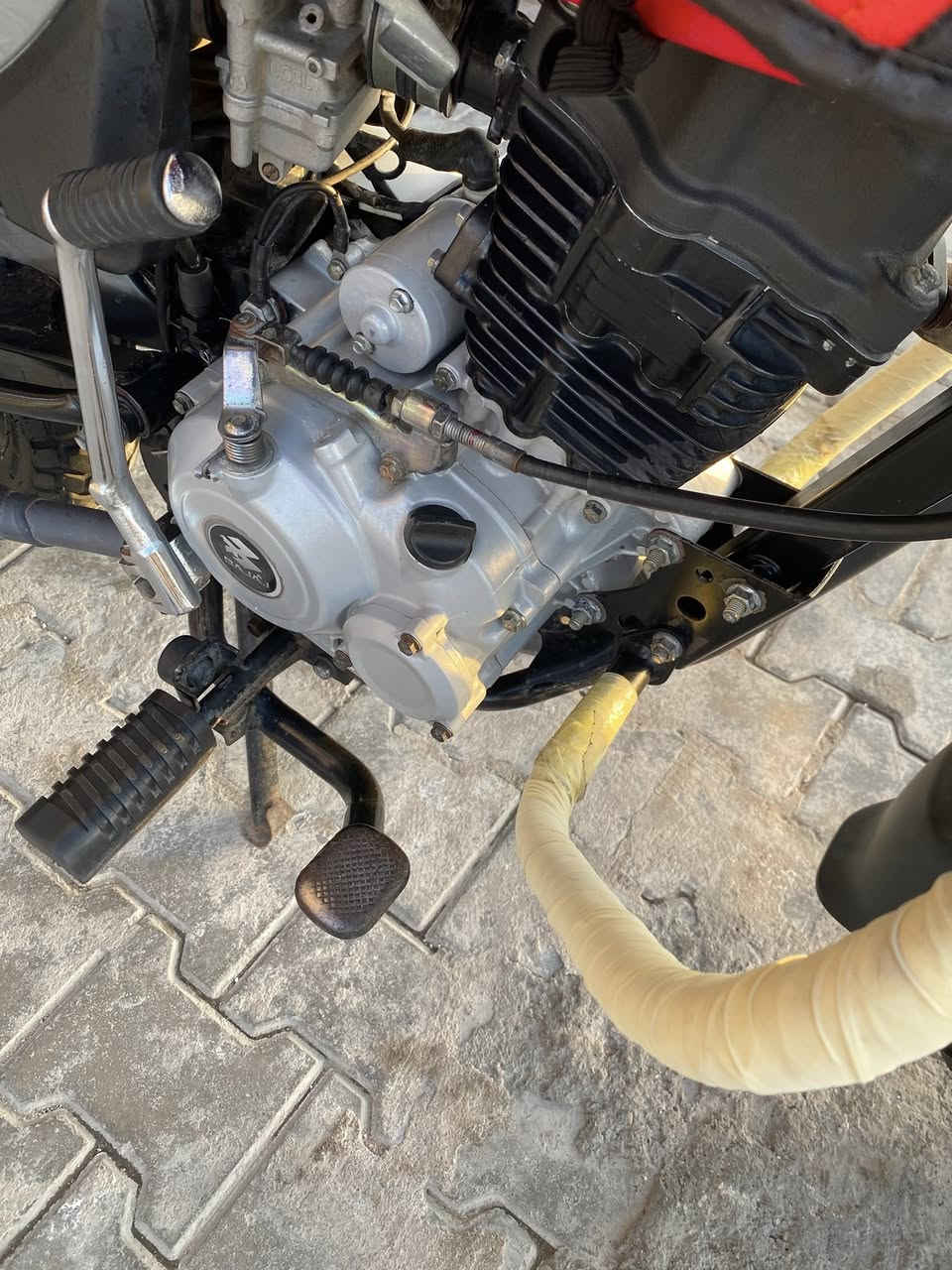 السلام عليكم بوكسر جبلي23 للبيع كفالة عامة رقم بصرة باسمي السعر 2700اي استفسار *********** العنوان الامن الداخلي
