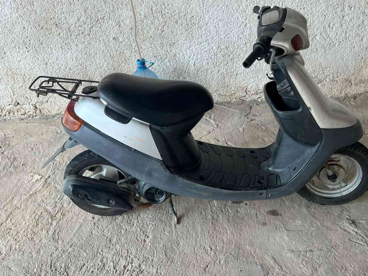 دراجه لبيع منغولي مامفتوحه  سعر 300 وبيه مجال مكان حمدان رقم ***********
