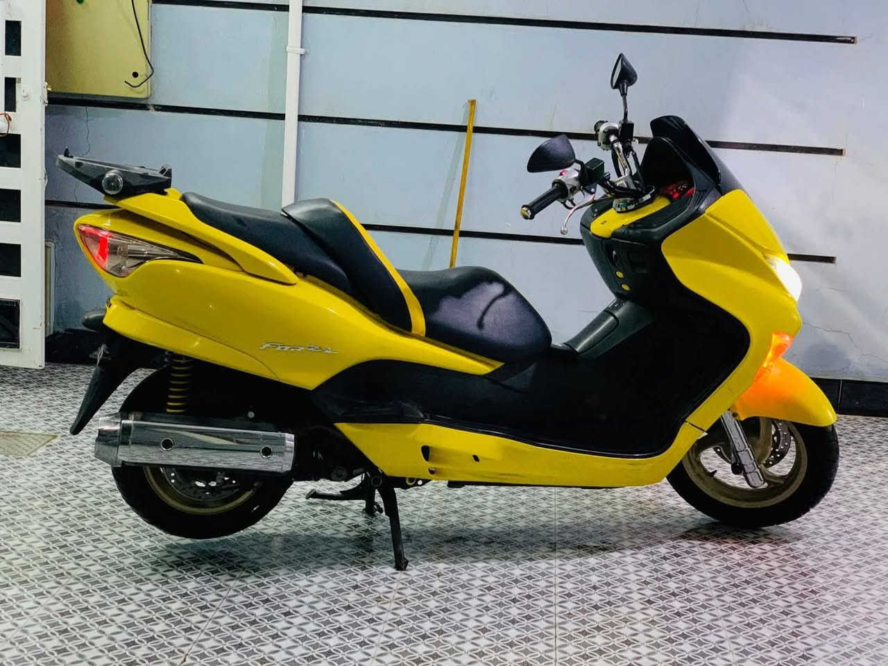 السلام عليكم 
فورزه ٠/٩ دراجه ماشالله لون مميز السعر مليون و٧٠٠ وبيه مجال 
ديالى بعقوبه


**إذا كنت صاحب هذا الإعلان وتريد حذفه لأي سبب، رجاءا أرسل رسالة إلى الدعم الفني**