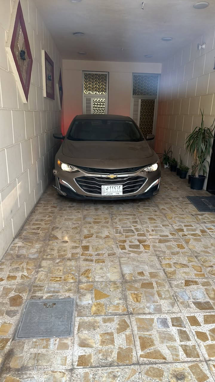 سلام عليكم ماليبو موديل 2022
السيارة جاهزه من كل شي مال بيت 
معوقين بأسمي 
بعد سنه تتحول 
مكان السياره بغداد الكريعات 
السعر 11
***********
