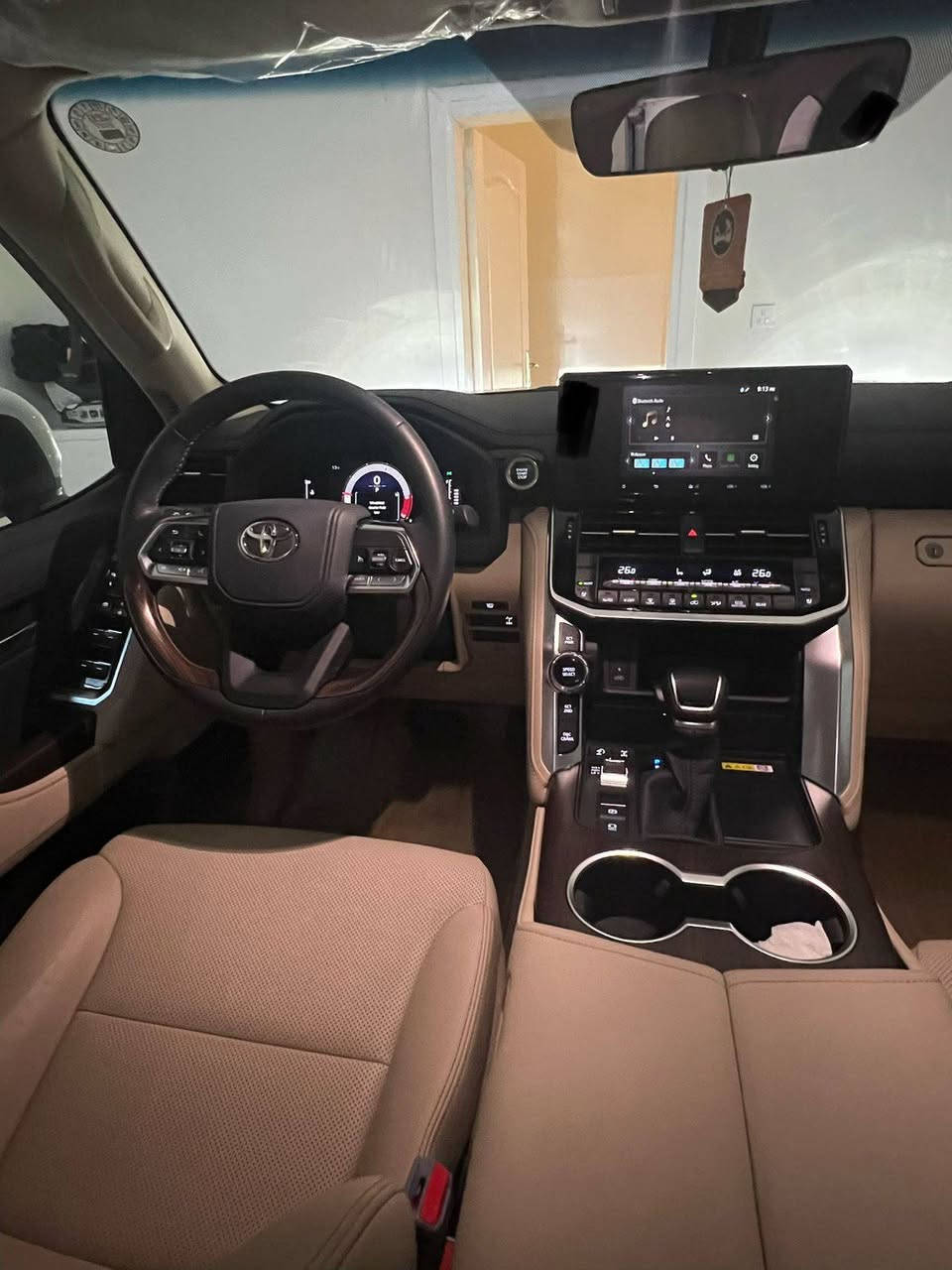 مكلف بل نشر.   مكلف بل نشر.  مكلف بل نشر 
التفاصيل 
تويوتا جكسارة موديل ٢٠٢٥ كلين ماشيه ١١ الف 
السعر ٧ دفاتر و ٢٥ ورقه قفل 
مكانها القريه الامريكيه طريق شقلاوة اربيل 
موبايل *********** الاتصال نهارا
