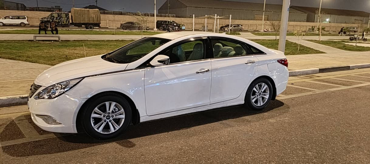 سلام عليكم
سوناتا وارد امريكي مكفوله من ضربه بيه رشات صبغ ليبل واحد حجم المحرك 2400 رقم ذي قار حره تحويل راعيها يمي 

سعر 87وبيها مجال قليل عنوان بصره 

***********
