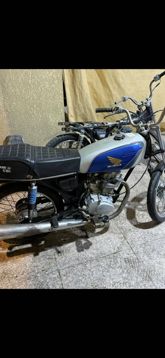 دراجه ادوات نامه شلامجه ب٤٢٥ مكاني بصره جمهوريه   *********** مستعجل ع بيعتها
