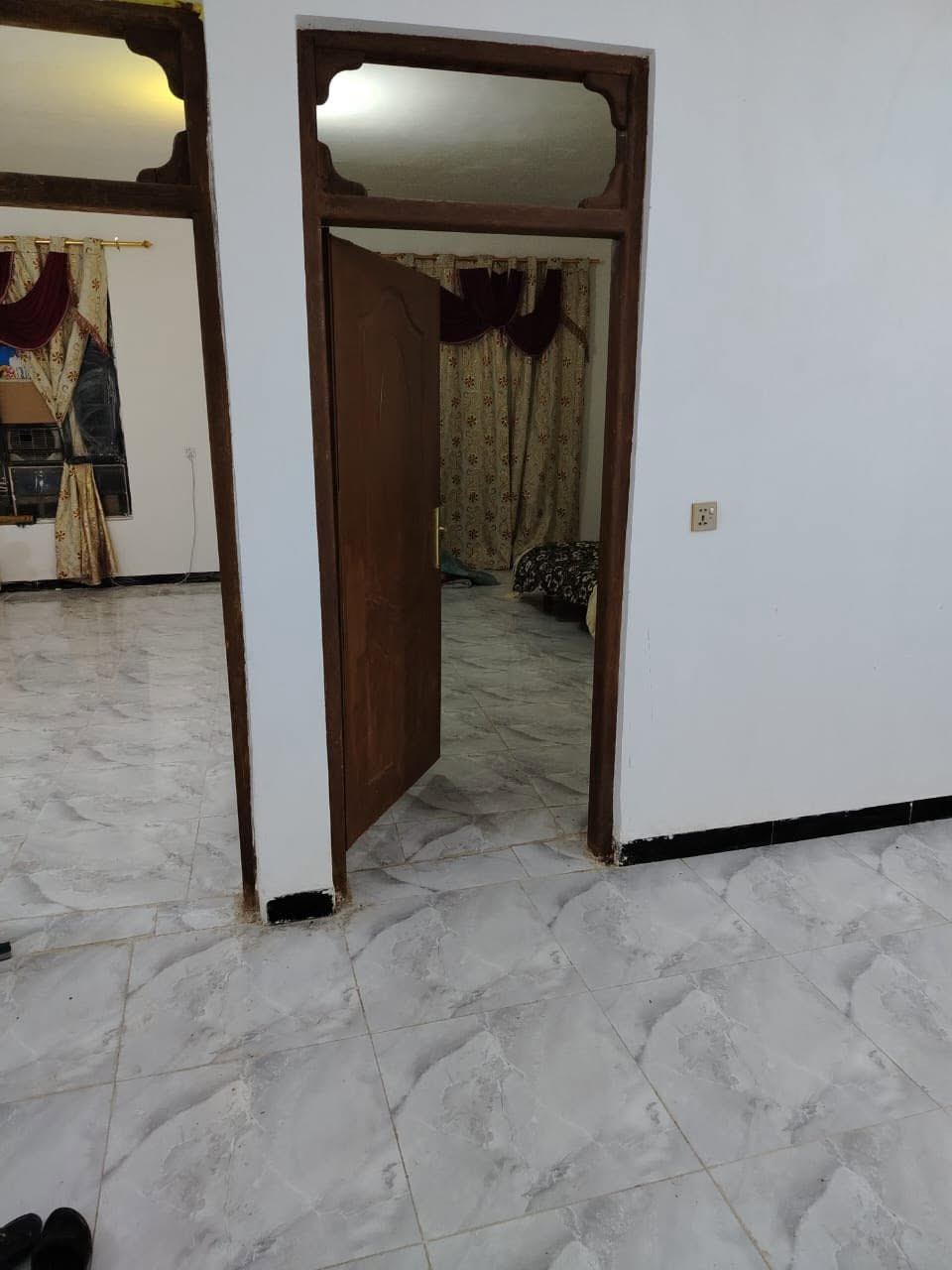يتوفر لدينا دار  للبيع المساحه215 متر  غرفتين وصاله واستقبال ومطبخ وملحقاتهن العنوان ناحية العباسيه منطقة العربيات طابو زراعي سند 25
سعر مناسب جدا 
الاستفسار اكثر اتصال ع الارقام التالية 👇
📞 ‏***********
📞 ‏‪‏‪ ***********
مكتب العين للعقار ❇️   
📍ناحية_العباسيه 
✅الشارع_العام خدمي _حي الرسالة

