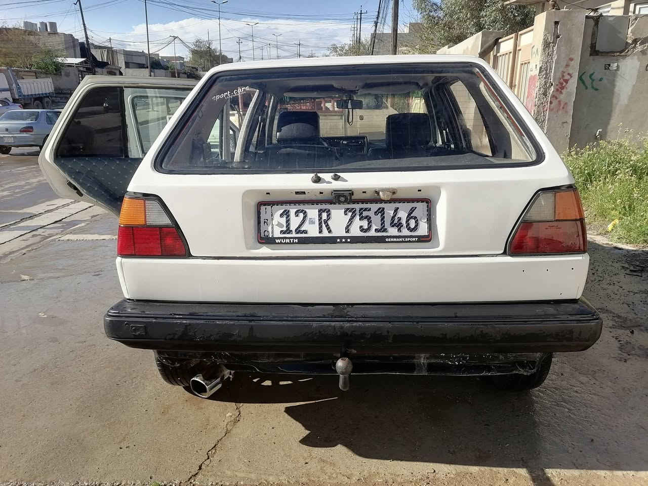 السلام وعليكم
سياره كولف للبيع موديل 87 بسمه اني الشرعي سنوية جديدة رقم انكليزي بيه كابون بنزين مصبغه جمالية فقط احزام دوشمه جديده العنوان الموصل السعر 35 وبيه مجال
***********
