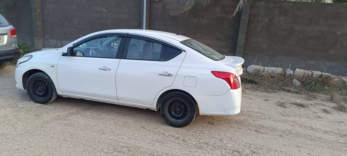 سلام عليكم  للبيع نيسان سني هندي بليته الزركه   موديل 2020  

فقط جاملغ امامي مبدل اثر طخه بسيطه  بدون دواخل سياره كفاله 
سياره جاهزه حداديه تخم تاير جديد   رقم اربيل الدولي تريد مداور تريد وكاله موجود  السعر 105وبيه مجال بسيط  مكان السياره بابل الحله 
الشراي يجي خاص


**إذا كنت صاحب هذا الإعلان وتريد حذفه لأي سبب، رجاءا أرسل رسالة إلى الدعم الفني**