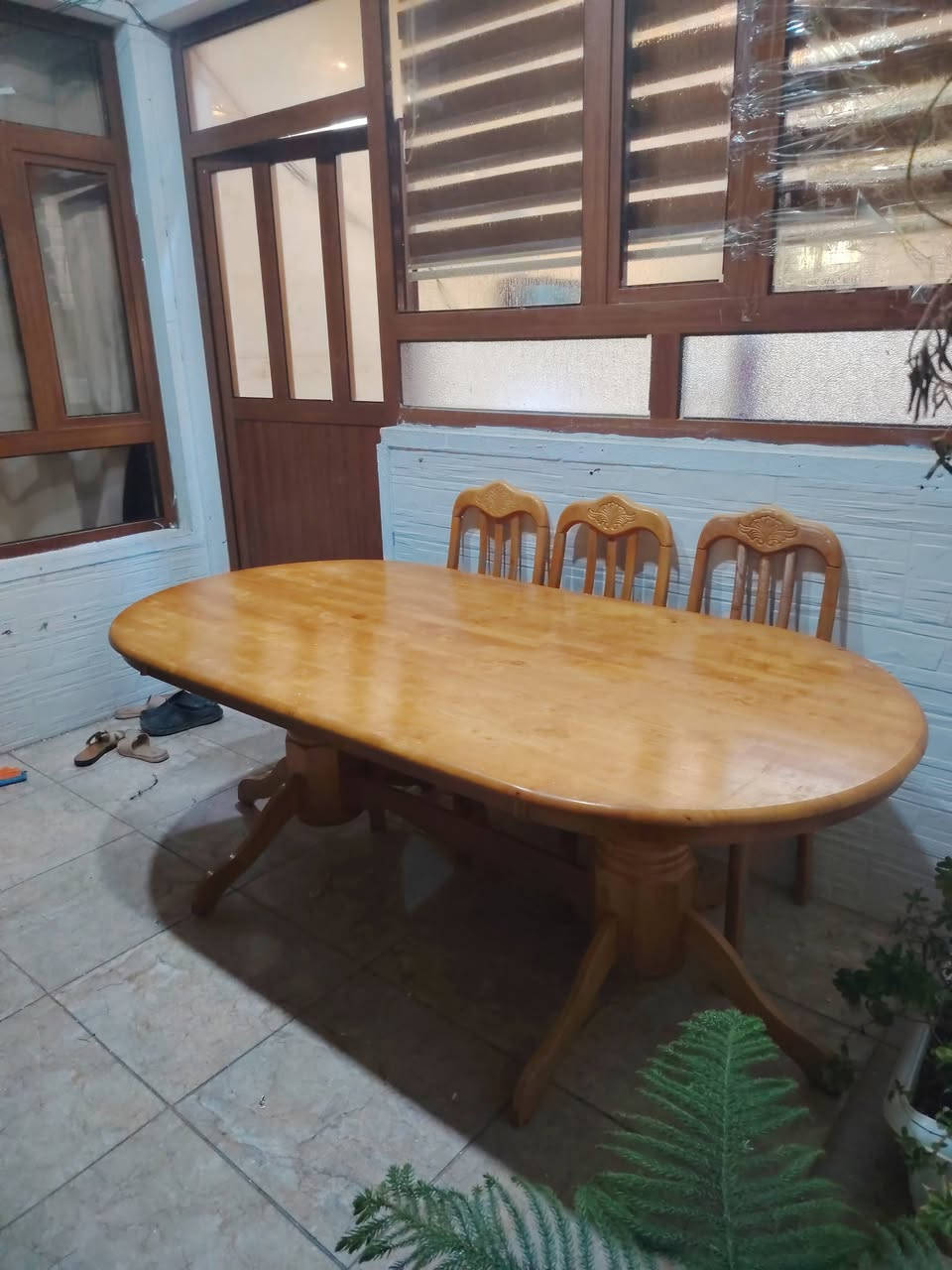 سلام عليكم حبايب عندي هاذ الميز نضيف نقص 5 كراسي
الاستفسار / الرقم لاول ***********
الرقم الثاني /***********
الرقام الثنين بيهن وتساب و خط
