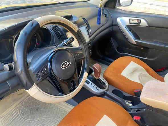 2009 محرك دوش 1600 جاهزه سنويه جديده مصفره غرامات وهيئه مواصفات جلد بصمه رقم واسط مشروع وطني تحويل مباشر بيه ضرر بسيط بلجاملغ الخلفي بدون دواخل السعر 80 ورقه وبيه مجال مكاني بغداد الكرخ الاتصال 
*********** Colombo
