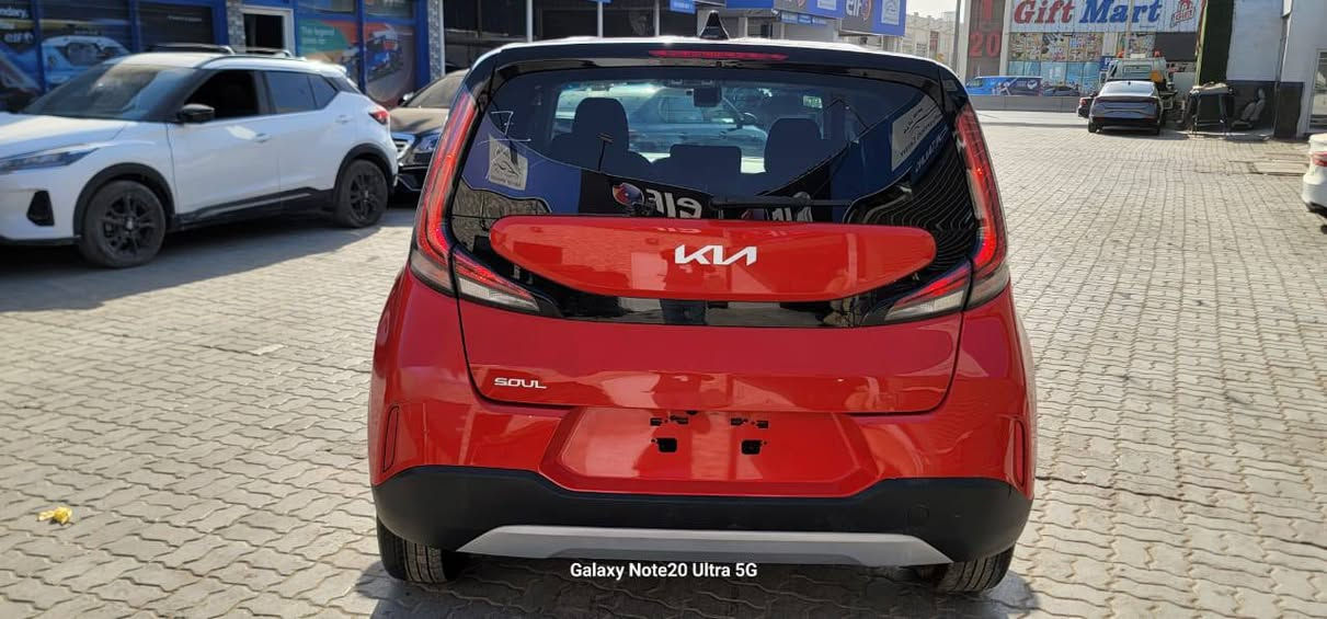 السلام عليكم ومن رخصه الادمن كيا صول موديل ٢٤ حره بدون لوحات مصلح وجاهز مكاني كربلاء صور الحادث موجوده باالمنشور ورقم الشاصي موجود الي يحب يتأكد اكثر السعر ١٢٥ورقه قابل للتفاوض للمعلومات الاتصال على الرقمين الاثير واتساب ***********او الاسيا ***********اوعبر الخاص الماسنجر
