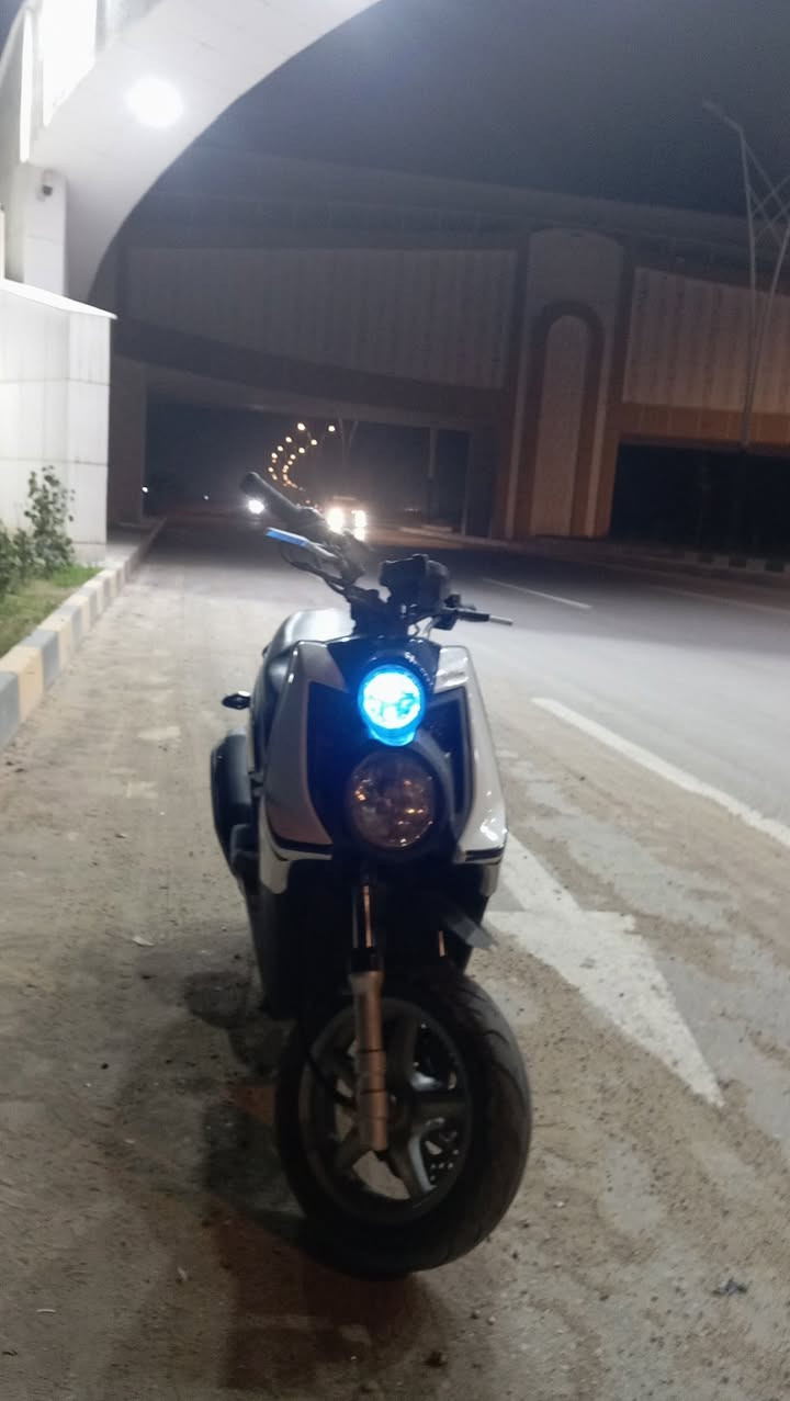 سلام عليكم درجه سكنس لبييييع
مديل ٢٠١٤
درجه فول موصفات اي نقص مابيهه 
درجه صالهه شهرين من طالعه حاويه 
اديرلهه دهن امزيل وبانزين محسن مداريهه فول
درجه مشي وشلعه ومعدل خير من الله 
باقي التفاصيل خاص 
الرقم لتواصل ***********
