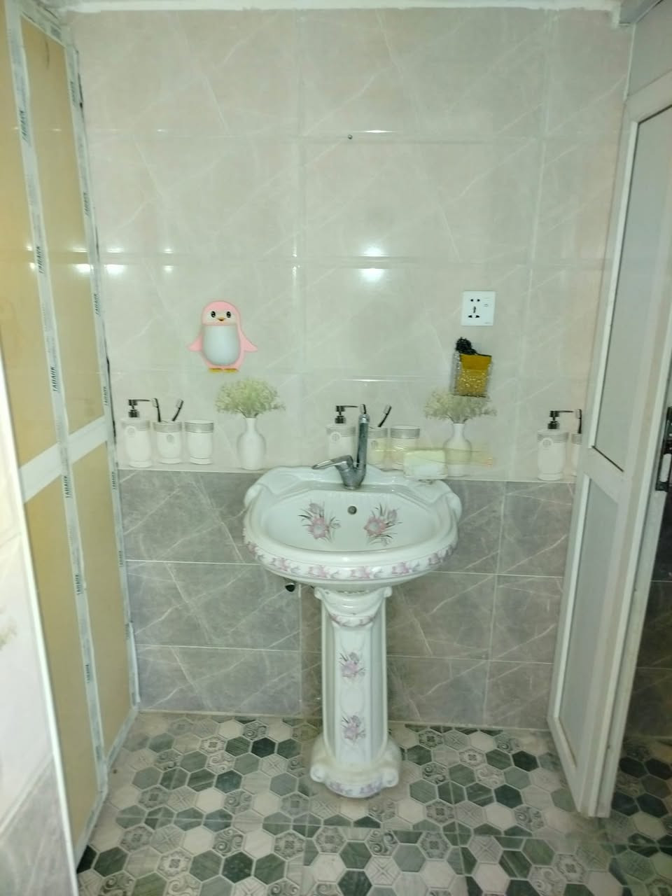 مشتمل #للأيجار طابق ثاني خي طيارة# عائلة#مطلوب#موضفين#صغيرة#نستقبل#عروض #كم#جميع

#العقاريه غرف 2 ومطبخ ومجمع وكلدورصحيات سعر 350 #للاستفسار

#مكتب #علي #التميمي#اللعقارات

#اتصال على  الواتساب فقط ***********

#بابل #الحله
