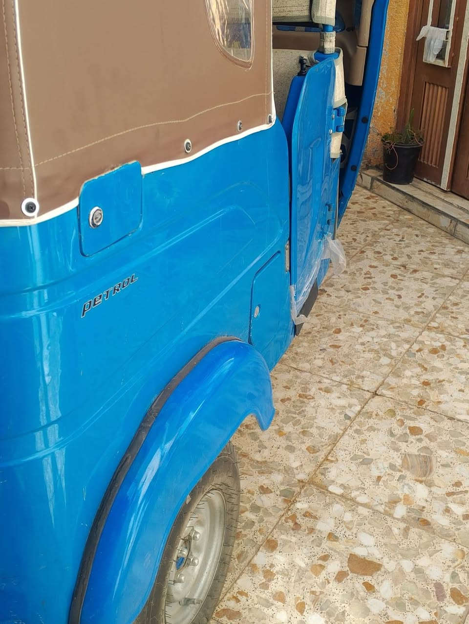 تكتك البيع موديل ٢٢ مكلف بالنشر


**إذا كنت صاحب هذا الإعلان وتريد حذفه لأي سبب، رجاءا أرسل رسالة إلى الدعم الفني**