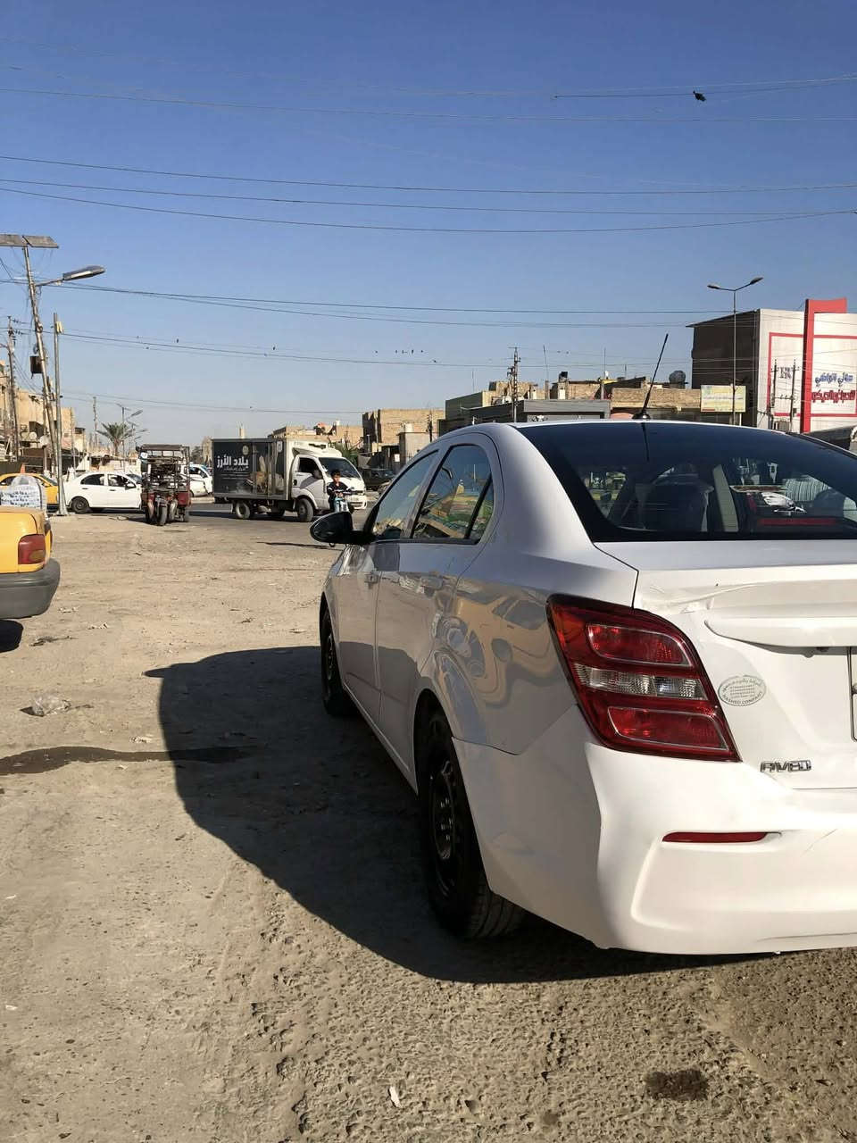 للبيع للبيع شوفرليت افيو موديل 19 خليجي كفاله عامه
افيو موديل 19 خليجي كفاله عامه مكينه 1600 دوش  كير اي تي   بدون صبغ بدون ضربه ماشيه 104 الف كيلومتر  سنويته لنهاية ال26.  ***********  سعر مناسب راسلني وتدلل
