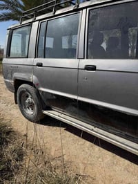 ايسوزو تروبر • ١٩٨٨ • ٣٠٠٠