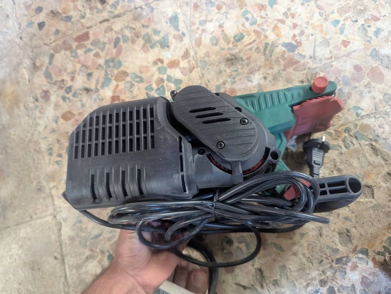 سنفرة Parkside أصلية، قوية وعملية للنجارة والحدادة، الجهاز نظيف وجاهز للعمل. الموقع: البصرة/الزبير." السعر 25 متوفر عدد 4


**إذا كنت صاحب هذا الإعلان وتريد حذفه لأي سبب، رجاءا أرسل رسالة إلى الدعم الفني**