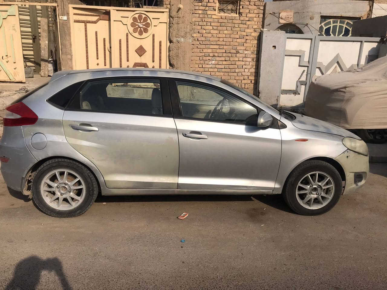 السلام عليكم
للبيع 
شيري فلاوين موديل 13رقم نجف 
باسمي العنوان النجف الاشرف الرقم ***********
