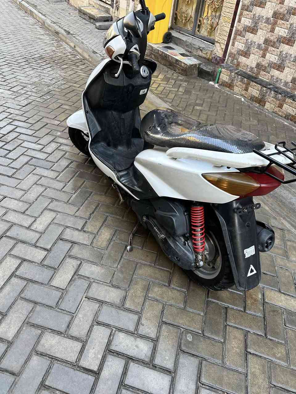 السلام عليكم دراجةُ سكنس نثيه ياابانيً  السعر خاص او واتساب ***********
