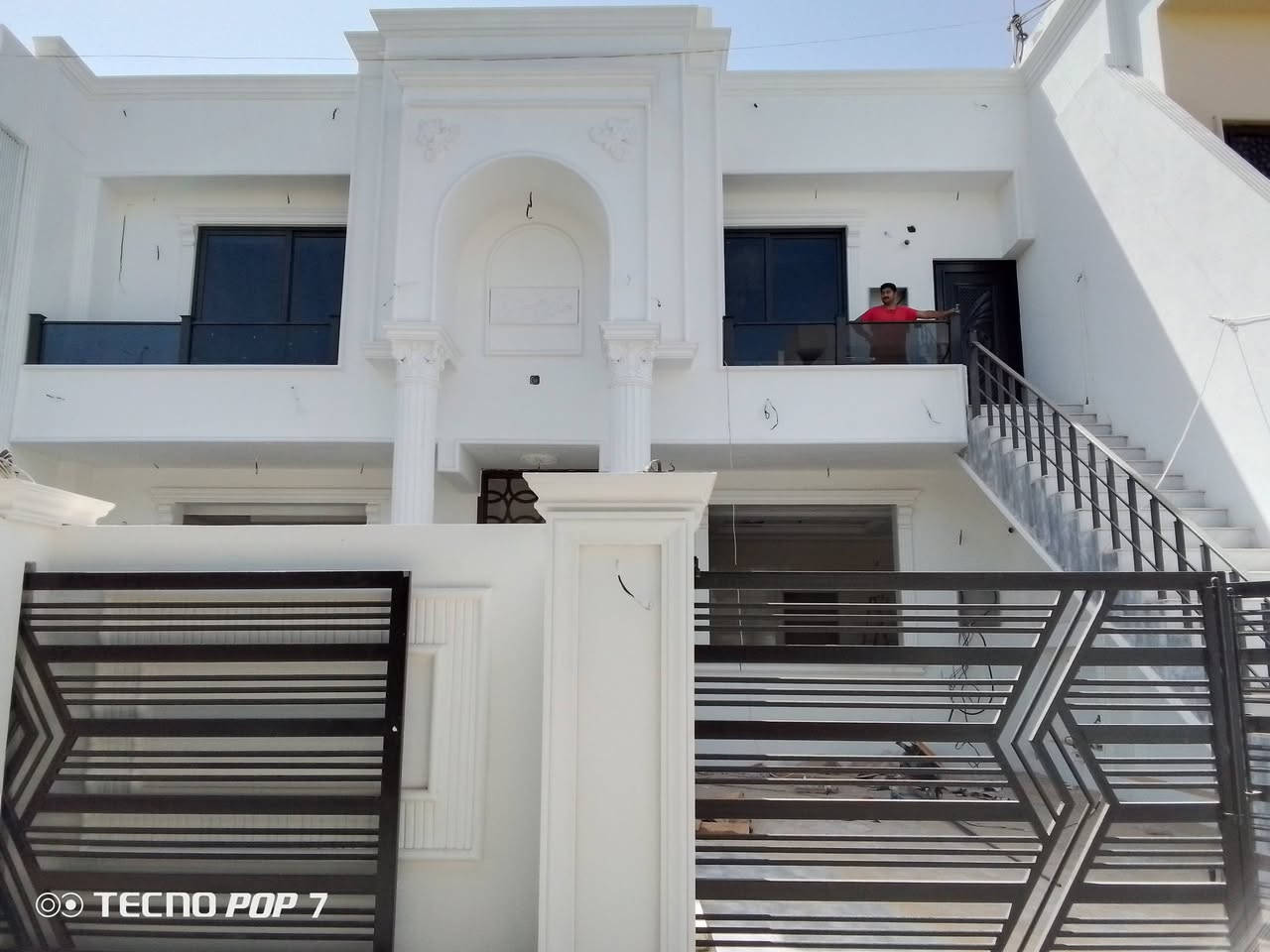 معمل المنيوم انواع ديكورات بلاستيك و محجرات و كوانترات و سلايت مواد تركي saray اصلي  ***********
