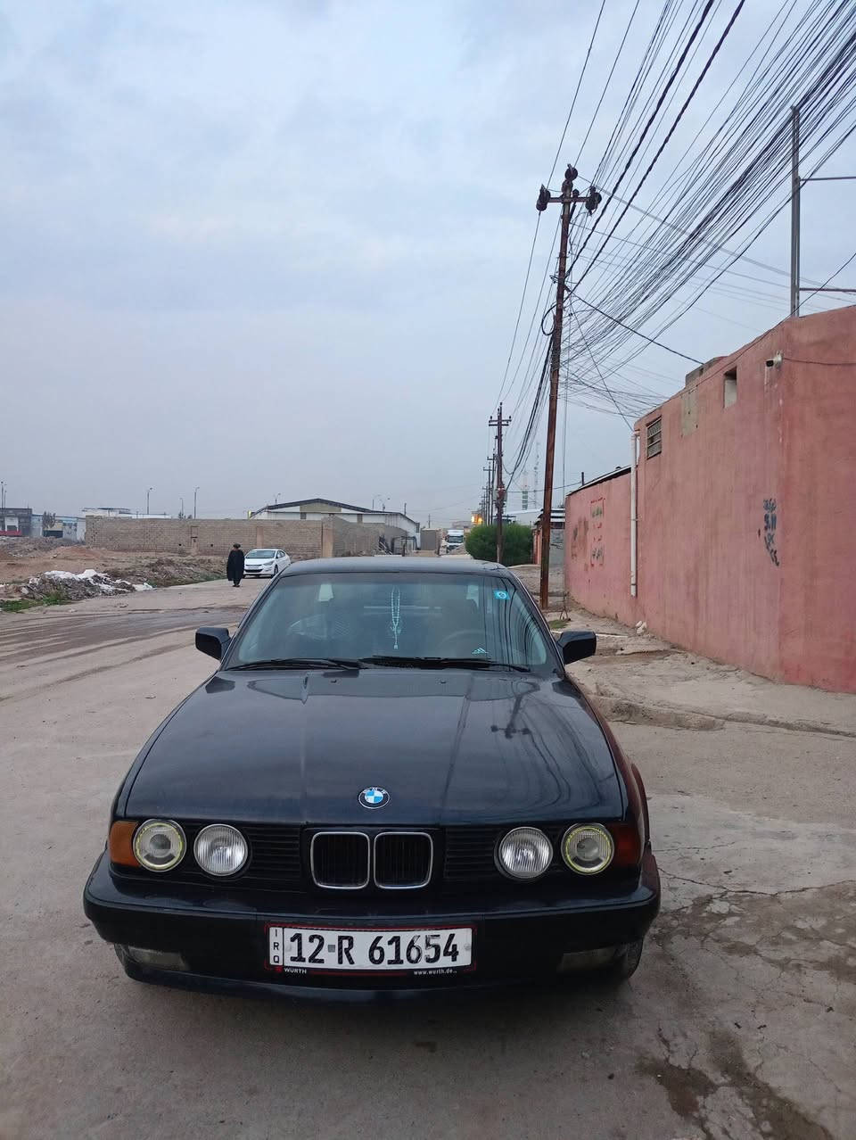 بي ام 525 كبس عدل أصل وفصل كير عادي
وارد ياباني

لايتات زينون عالي ناصي 

كزوز رياضي دبه على الدكمه 

سنتر لوك رفع جامات تلقائي

داخل جلد 

صبغ عام بدون ضرر نهائيه 

رقم نينوى إلى 2030 تحويل بشرط

طخم تايرات جديد ويل تو سايز

السعر 65 وبي مجال 
للاستفسار 
***********
***********
