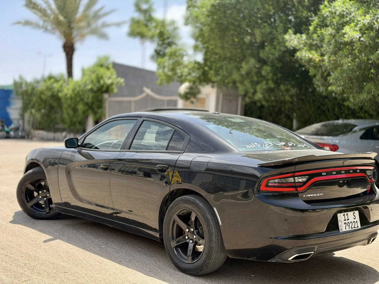 سلام عليكم
جارجر 2020 sxt plus رقم بغداد
ماشيه 89,000 mile 
مكينه 3600 
فتحه سقف
كشنات جلد تدفئه تبريد
كشنات خلفيه تدفئه 
ستيرن تدفئه
خزن مقاعد ميموري 
تحكم كشنات كهرباء بالكامل + مساج
حساسات خلفيه 
سستم صوت السياره هارمن كاردن
السياره تحتوي على ادامه كامله لمنظومه البنزين والاحتراق وجاهزه من اي نقص 
بولش ونانو جديد 
حادث جاملغ وبنيد فقط . 
تحتوي السياره على منظومه غاز بجوده عاليه
178$ 
مكان السياره الدوره او البياع 
***********
