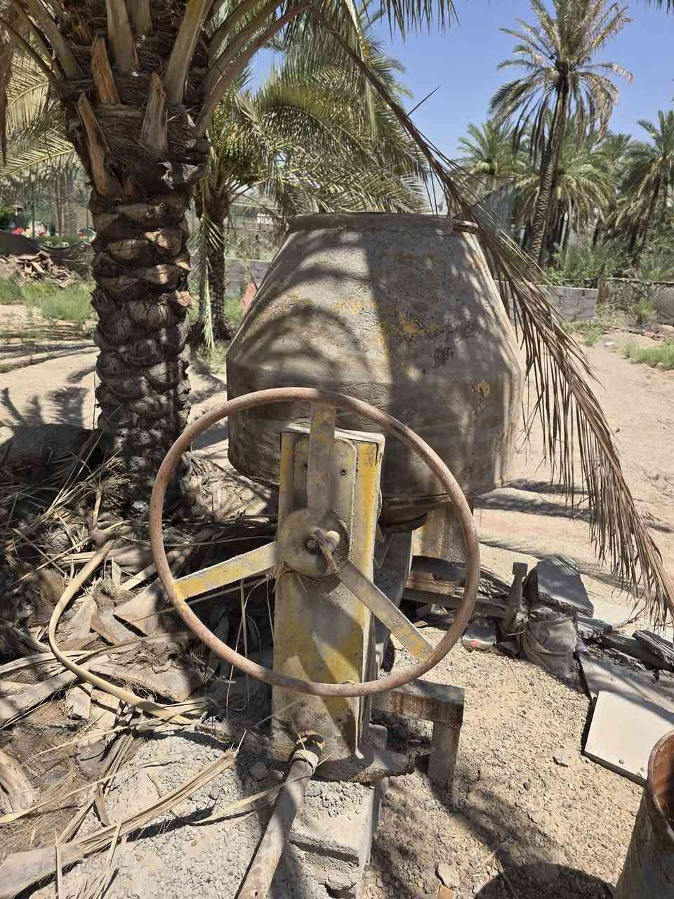 السلام عليكم خباطات للبيع وحده روك كهربائي قايش ام الجيس والثانيه لبنانيه هنديه كهربائي ام الكيله للبيع المكان كربلاء 
للأستفسار الاتصال على الرقم ***********
***********
