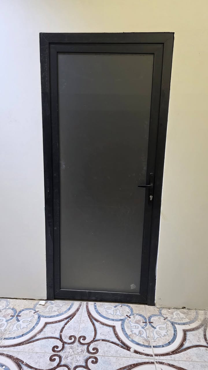 للبيع
جامخانــــــــــة 
285 ارتفــــاع 
325 عـــــرض 
البيبان عدد 3 نفس القياس (200×90)
جام مضلل نافذ للضوء
الاسعار راسلني خاص وتتدل
للمعلومة بعدهن جدد توني شديتهن وعزلت


**إذا كنت صاحب هذا الإعلان وتريد حذفه لأي سبب، رجاءا أرسل رسالة إلى الدعم الفني**