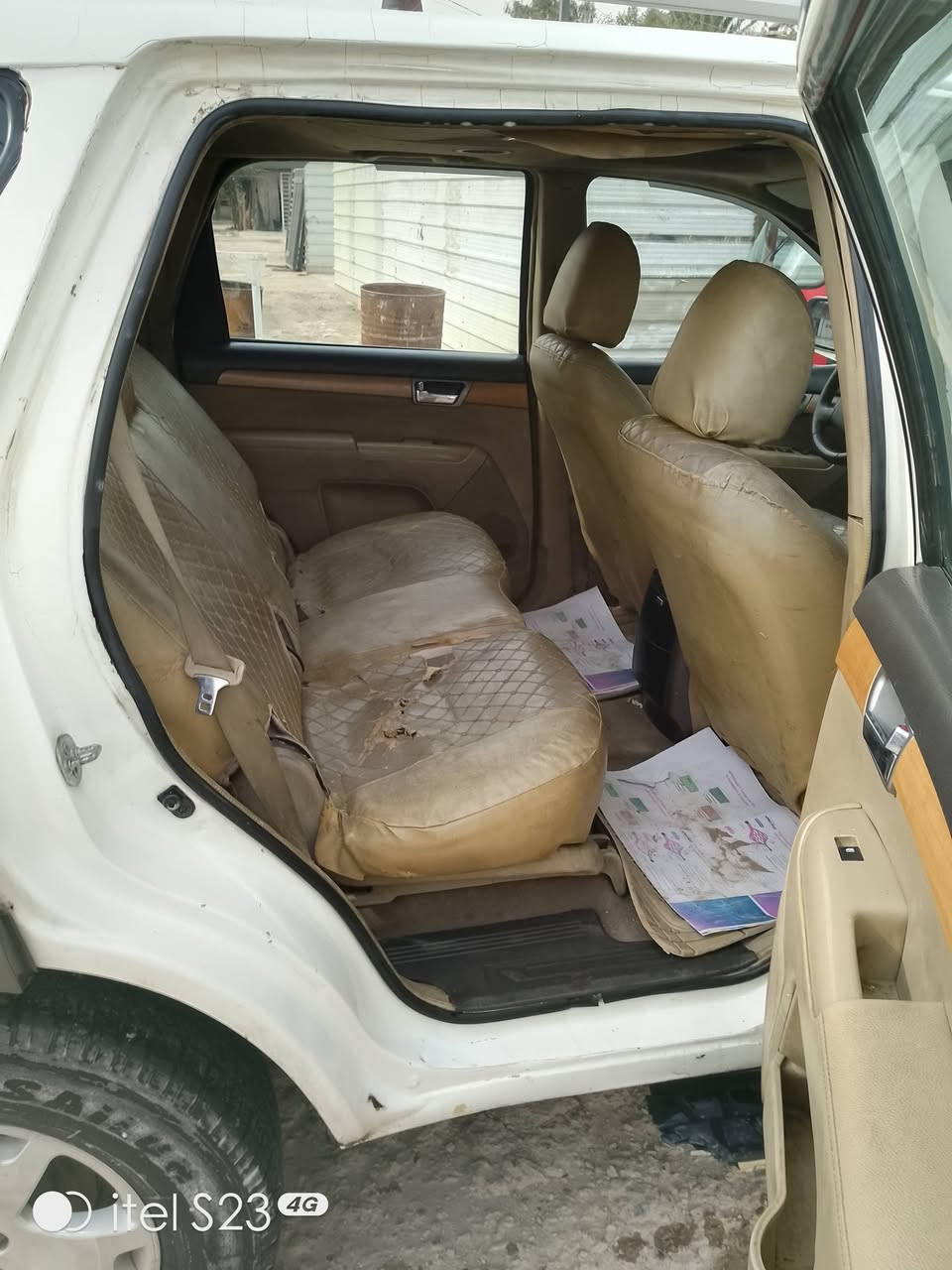 سلام عليكم سياره مهافي موديل 2011 رقم ربيل سياره بيه مكلوبه ومعمره تعمير مو حلو سياره فول موصفات كير ترد وكاله ترد تحويل سعر 65 مكاني بغداد رقمي ***********
