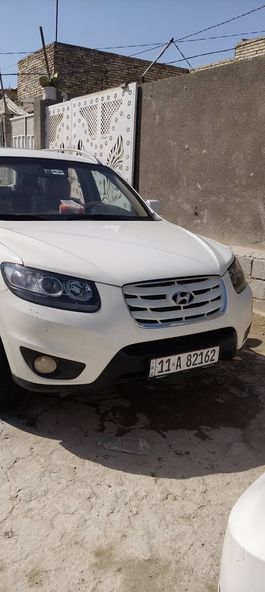 السلام عليكم سنتافي 2011  فول فور ويل 6 سلندر 7 راكب مكينه وكير وحداديه كفاله رش جاملغ خلفي وبيهه رشتين بل بيبان مال العبري 2 سياره ما عايزه برغي تبريد 3 قطع ثلج رقم بغداد جديد المكان نجف السعر 130 وبيهه مجال ***********
