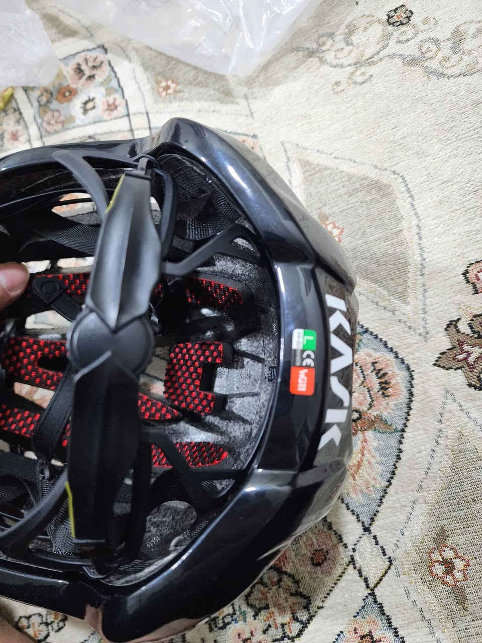 خوذه  KASK اسود
وكالة اصلية 
حجم   L 59-62CM
سعر ١٥ الف

توصيل موجود ٥ الف


**إذا كنت صاحب هذا الإعلان وتريد حذفه لأي سبب، رجاءا أرسل رسالة إلى الدعم الفني**