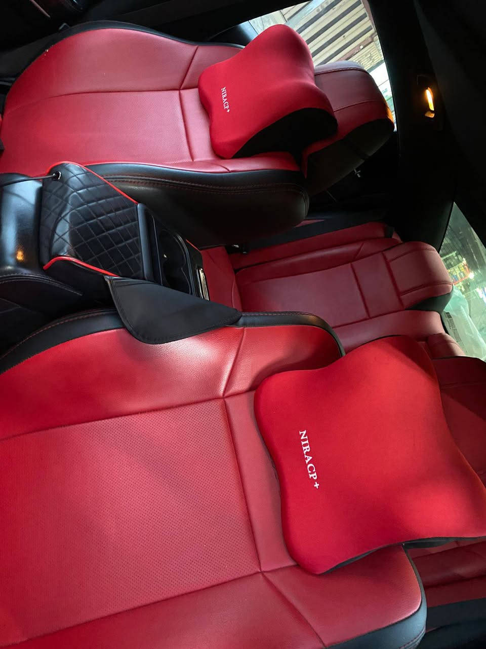 جارجر 2019 للبيع فول مواصفات 1/1 sxt Plus ￼
محرك 3600
محرك او كير كفاله
تخم تاير جديد 
بصمة تشغيل وتشغيل عن بعد 
كشنات حضن كهرباء
ميموري خزن وضعيات الجلوس
ستيرن كهرباء وتدفئه وحساسات
فول رادارات جانبية Rade أمامي تحديد مسار
￼ نظام سبورت￼ كثيرة نظمه 
‏شاشة كبيرة كاربلاي كاميرا خلفية دوارة 
‏ دخول ذكي وأضواء ترحيب ￼￼
بصمة ابواب 
سليت روف
كشنات جلد 
داخل احمر 
‏تدفئة تبريد
‏تدفئة المقاعد تبريد المقاعد
‏والسيارة بعد بي مواصفات خير من الله مواصفات معروفة
‏رقم دهوك الجديد السنوية جديدة
￼ ‏ حادثة قطعة واحدة فقط جاملغ اليمين
‏مكان السيارة موصل الايسر
‏السعر 210 $
 بي واتساب ***********
***********
