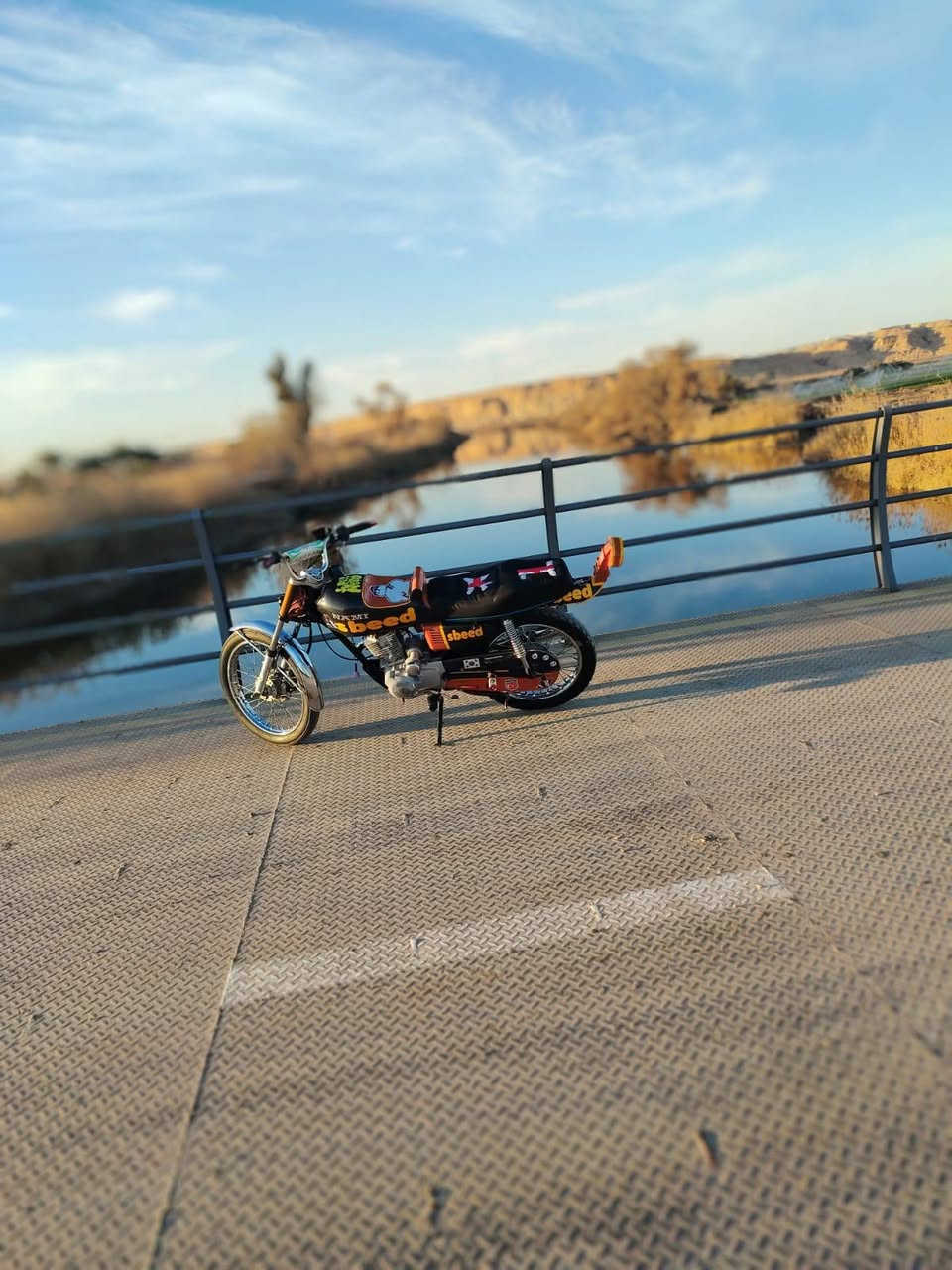 #من رخصت الادمن
دراجه معروضه للبيع نضافه مثل ما بل صوره سعر خاص


**إذا كنت صاحب هذا الإعلان وتريد حذفه لأي سبب، رجاءا أرسل رسالة إلى الدعم الفني**