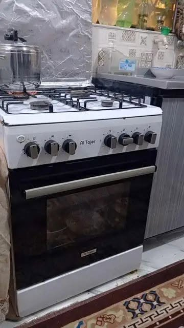 السلام عليكم طباخ شغال لبيع سعر 75بي مجال


**إذا كنت صاحب هذا الإعلان وتريد حذفه لأي سبب، رجاءا أرسل رسالة إلى الدعم الفني**