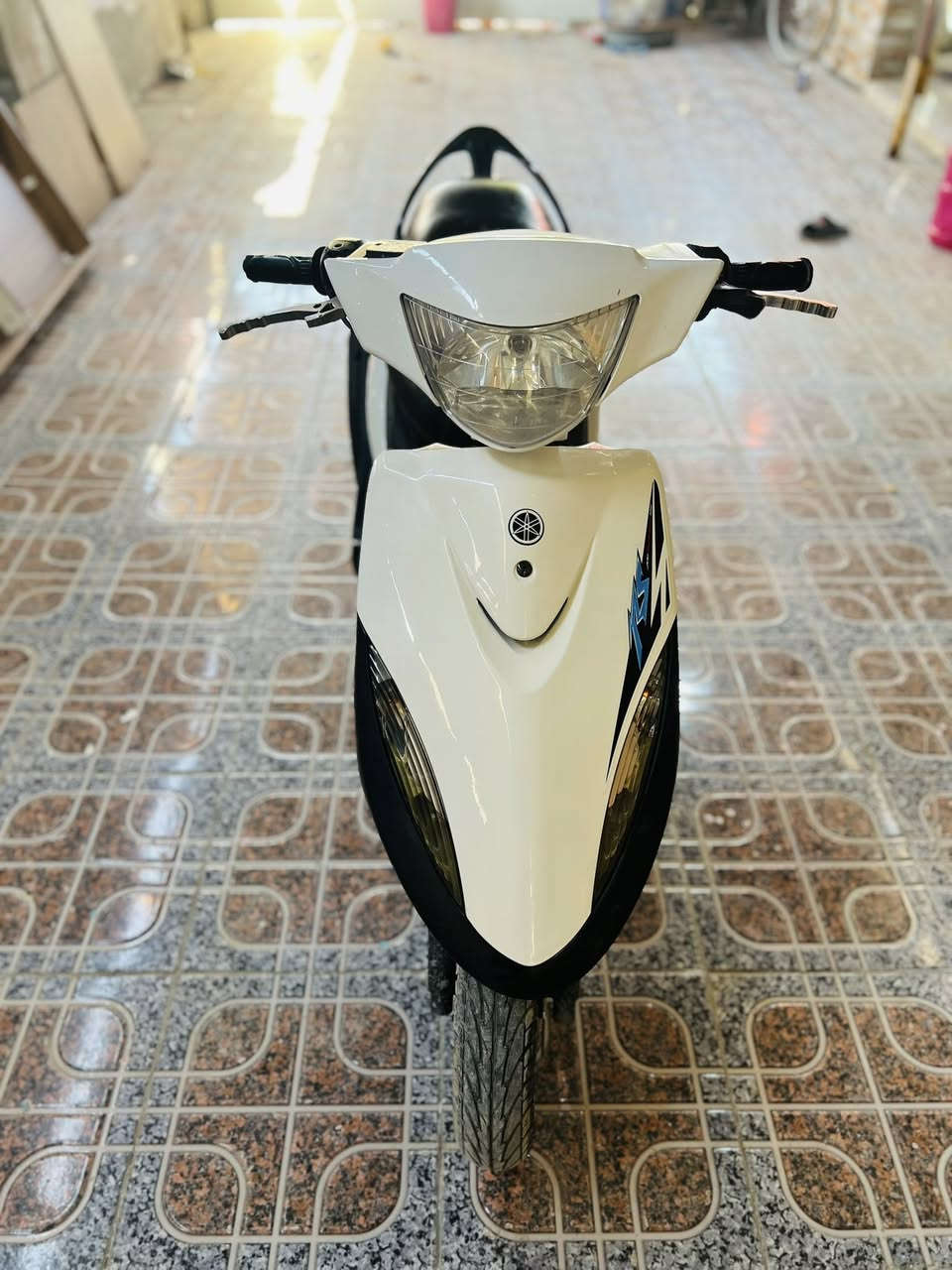 ماكس نضيفه مكاني حله بكرلي***********
السعر550
