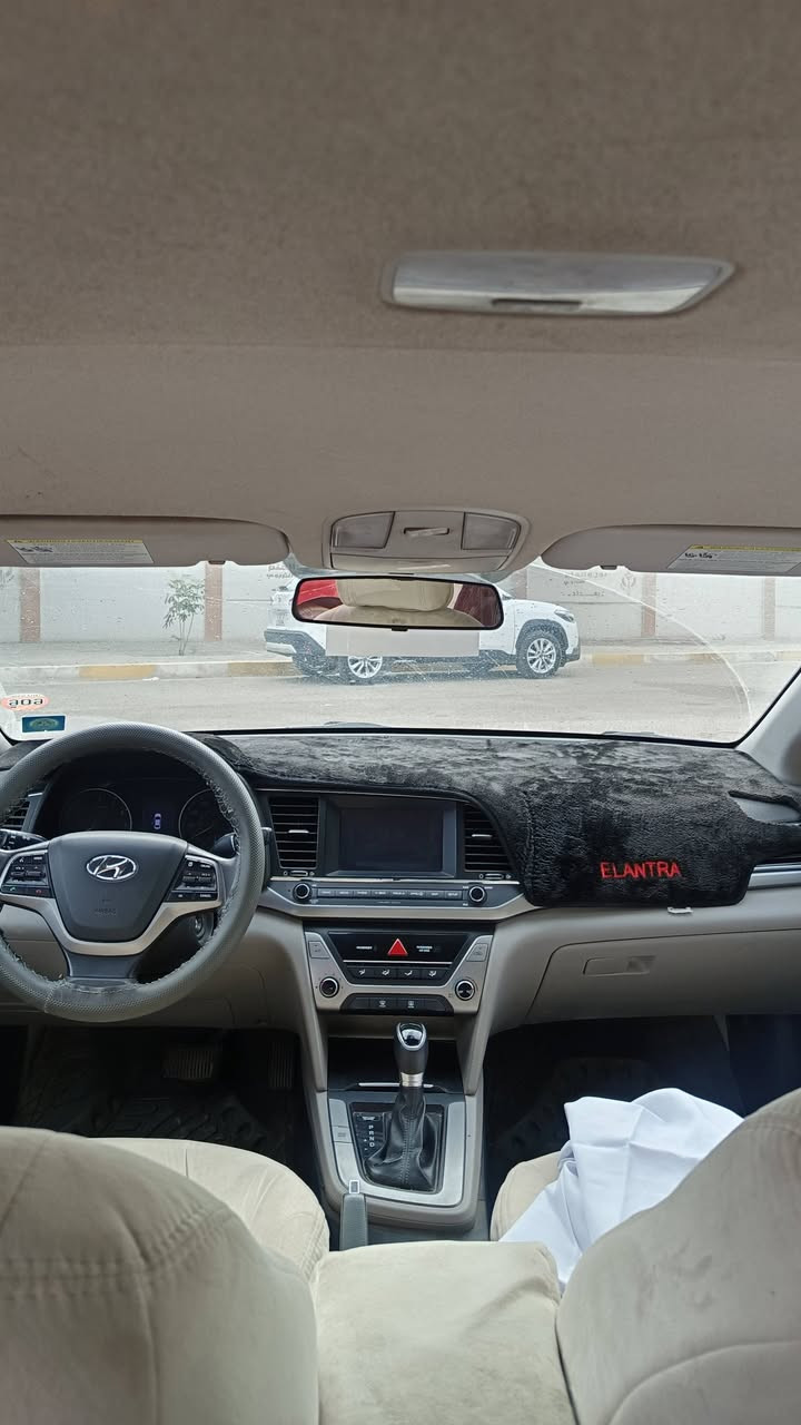 السلام عليكم النترى وارد أمريكي موديل 18 للبيع
محرك 2000 دوش ما مفتوح 

كير  AT ما مفتوح 

سيارة ماشية 166 

مواصفات نص فول 

رادار 

تحكم ستيرن 

تحكم مري مانع نزلاق 

رقم بغداد أنكليزي 

سنويه لل 30 
سونار مرفق ويا صور 

سعر 125 
مكان بغداد الزعفرانية رقم ***********
