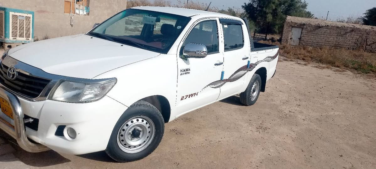 السلام عليكم
للبيع
 فلاونزه ٢٠١٣ 
كفاله عامه 
كير عادي 
رقم دهوك 
السعر ١٩٣ وبيه مجال 
***********
