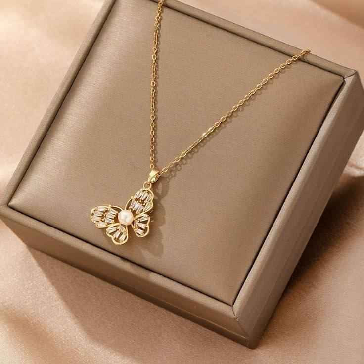 قلادة الزهور 

لصاحبات الذوق الرفيع 💋
قلادة نسائية فاخرة مطلية بالذهب مع ميكرو مرصعة 
بحجارة الزيركون 
✅طلاء ثابت
✅ذهب برازيلي اصلي
✅ مايتغير لونهه
✅متوفر باللون الذهبي
الاصلية 💯 الحجر الداخلهة اصلي زجاجي وليس بلاستك لون المعدن طلاء ثابت جداا 
السعرخاص#### بعقوبة, ديالى


**إذا كنت صاحب هذا الإعلان وتريد حذفه لأي سبب، رجاءا أرسل رسالة إلى الدعم الفني**